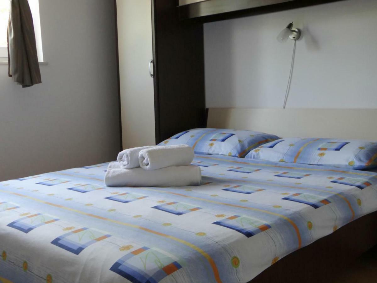 Petar Apartment Krk Town Luaran gambar