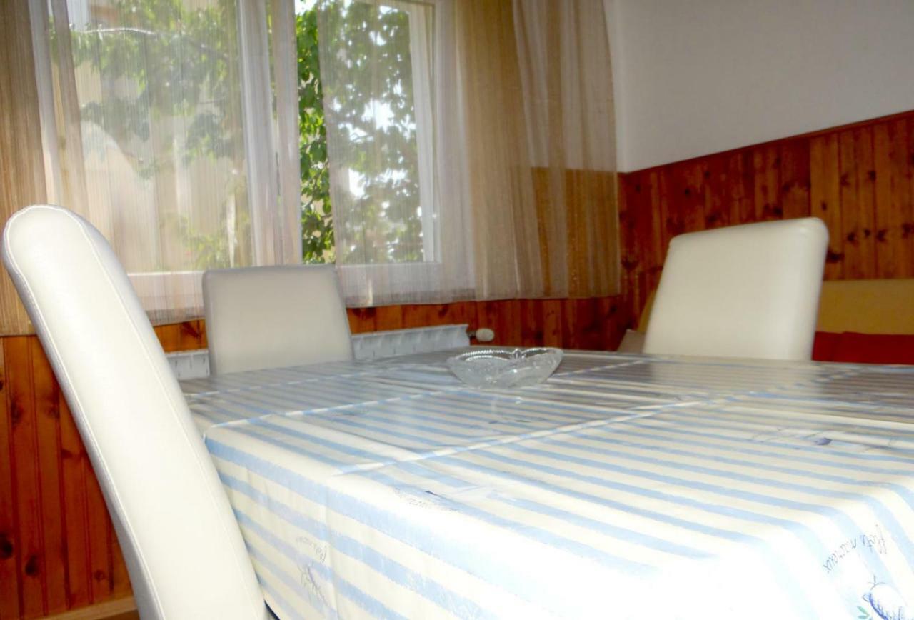 Petar Apartment Krk Town Luaran gambar