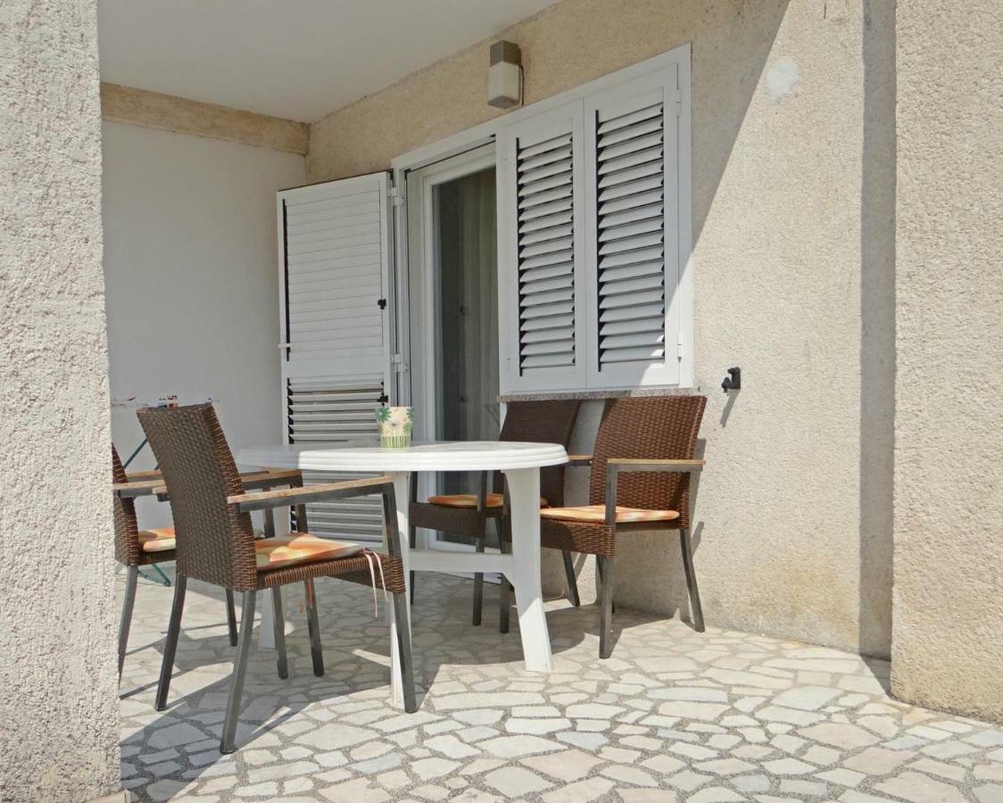 Petar Apartment Krk Town Luaran gambar